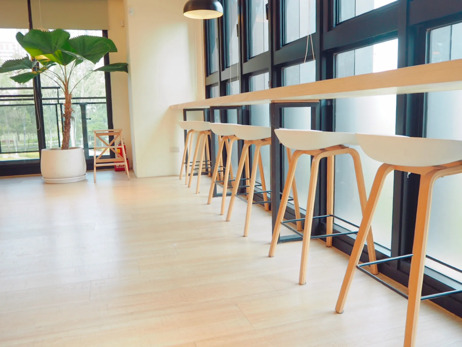 Threadsを活用した飲食店集客は今が狙い目！集客を成功に導くポイントを徹底解説